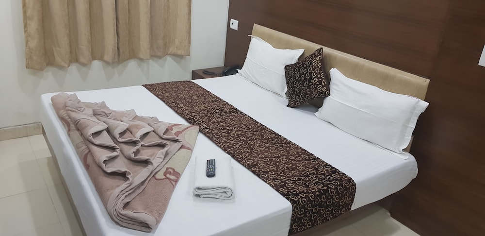 Sidhartha Tourist Lodge