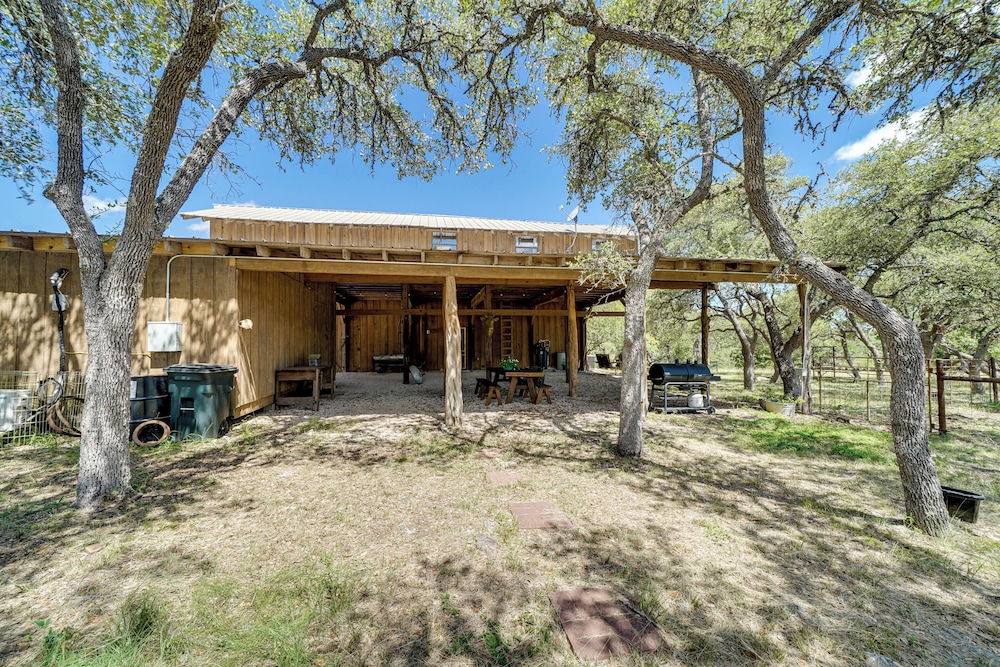 Swim, Hike & Unwind: Serene Hill Country Retreat