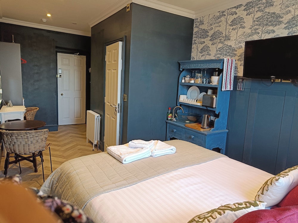 Rooms on The Prom