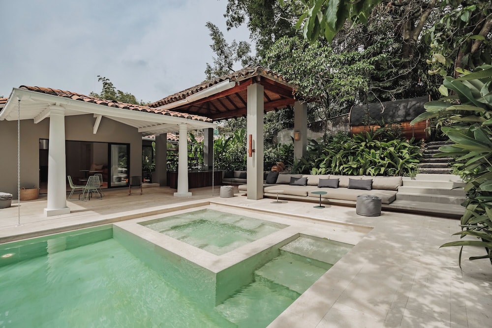 EP Casa Uribe Architecture Art & Nature