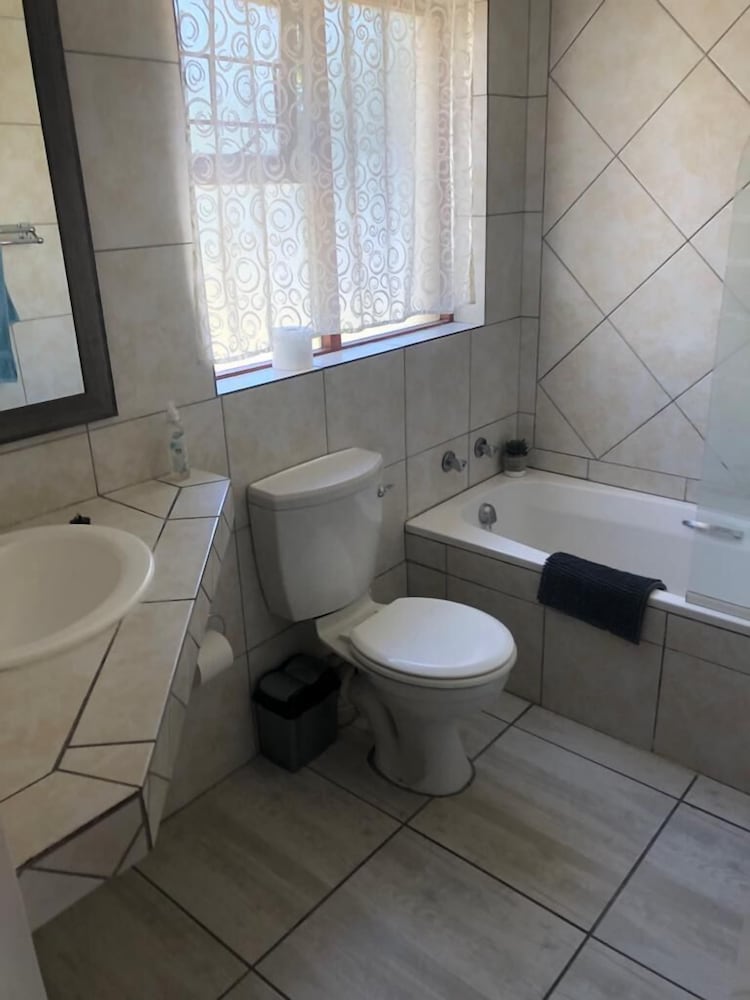Amies Self-catering Apartments