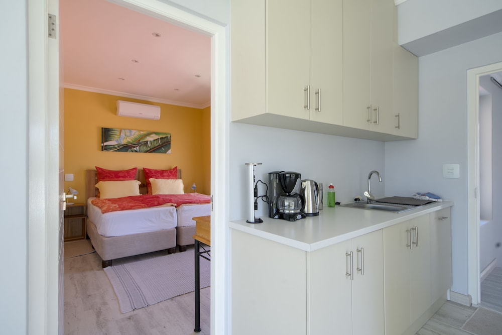 Constantia Cottages