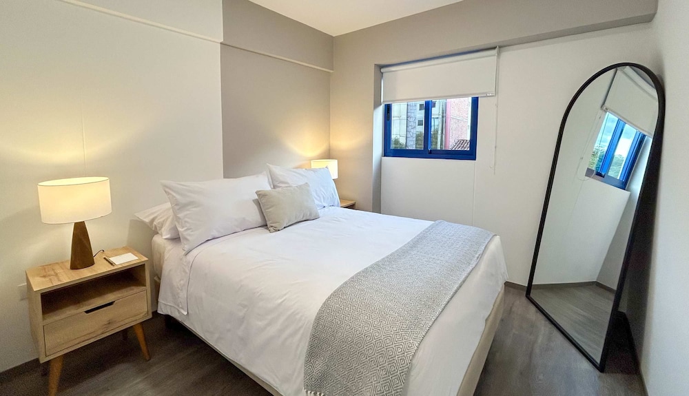 w Grandiose 1BR w Perfect Balcony in Cusco