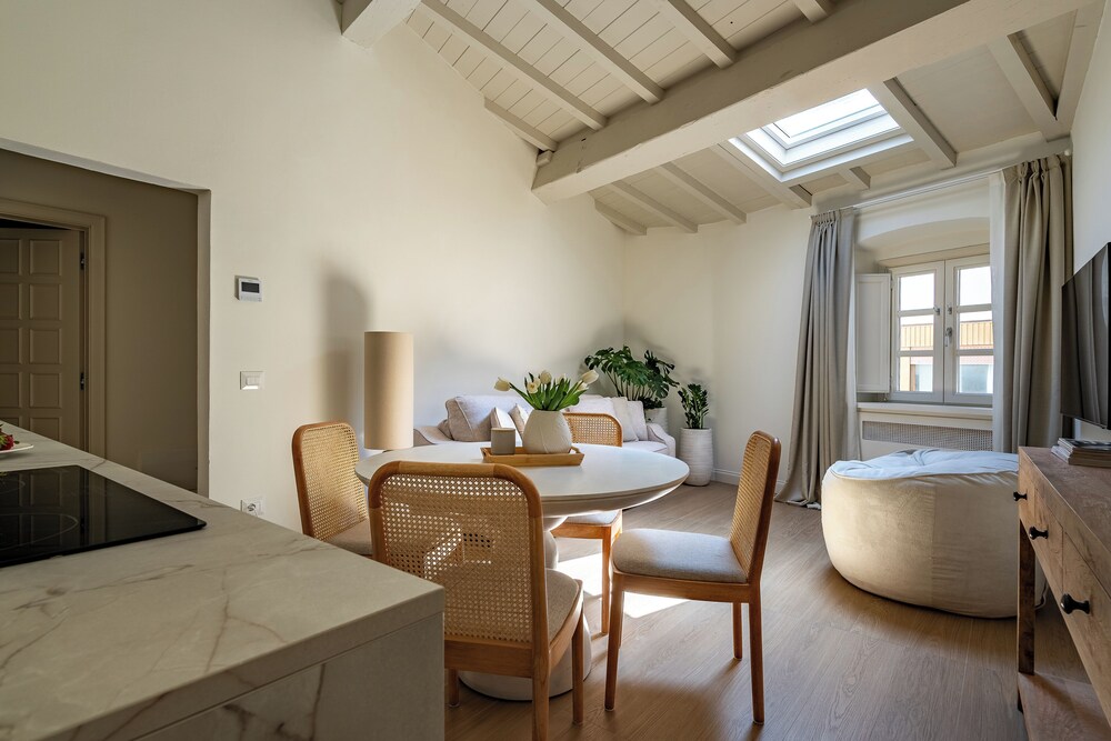 Deservi Luxury Apartments