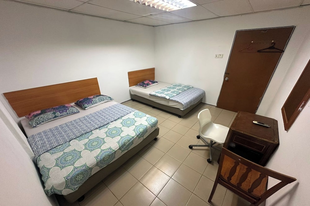 Sha La La Hostel