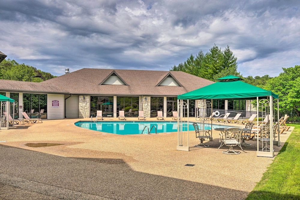 Expansive Townhome w/ Game Room & Community Pool view 5