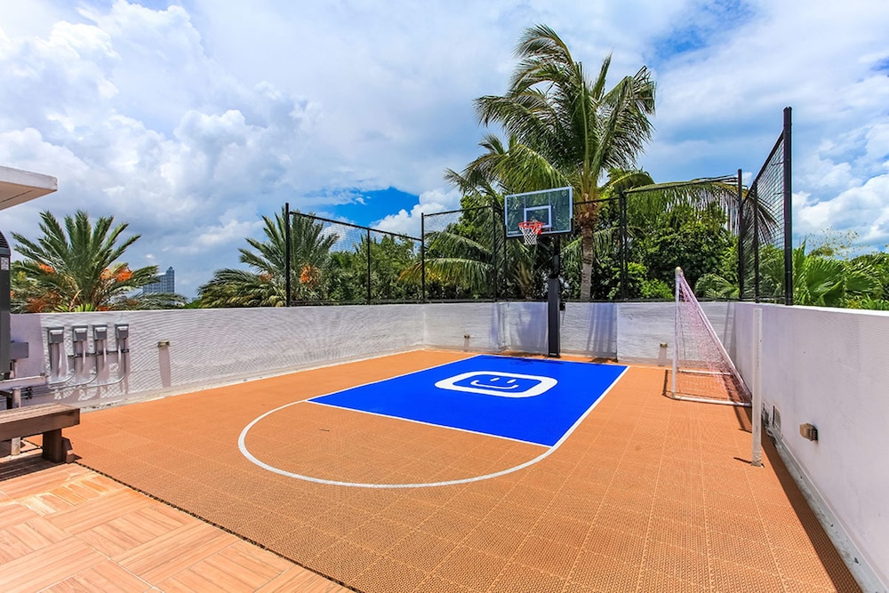 5 Bedroom Homes in Miami Beach by TMG