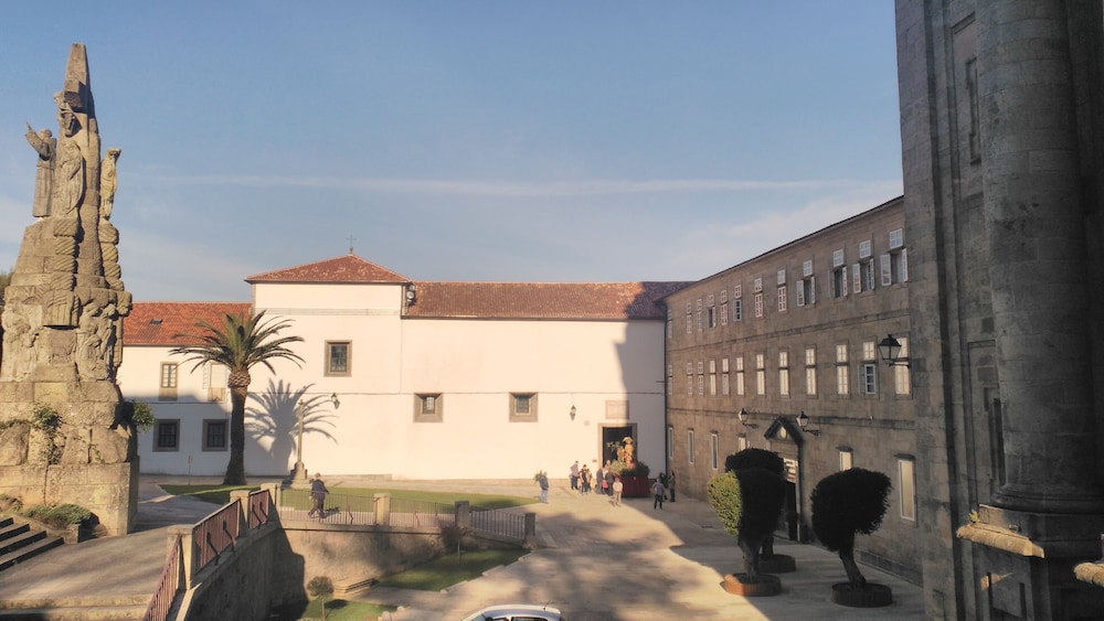 Hotel Pico Sacro II