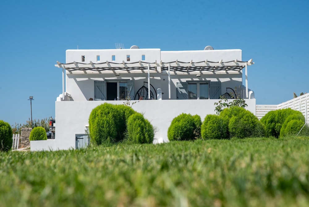 Hotel Depis Edem Luxury Villas - Image 1