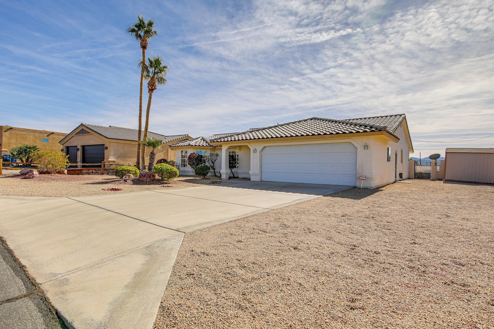 Hike, Boat, Golf & Unwind: Lake Havasu City Home!