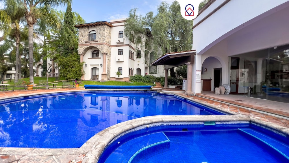 Prime Location w Amenities in San Miguel