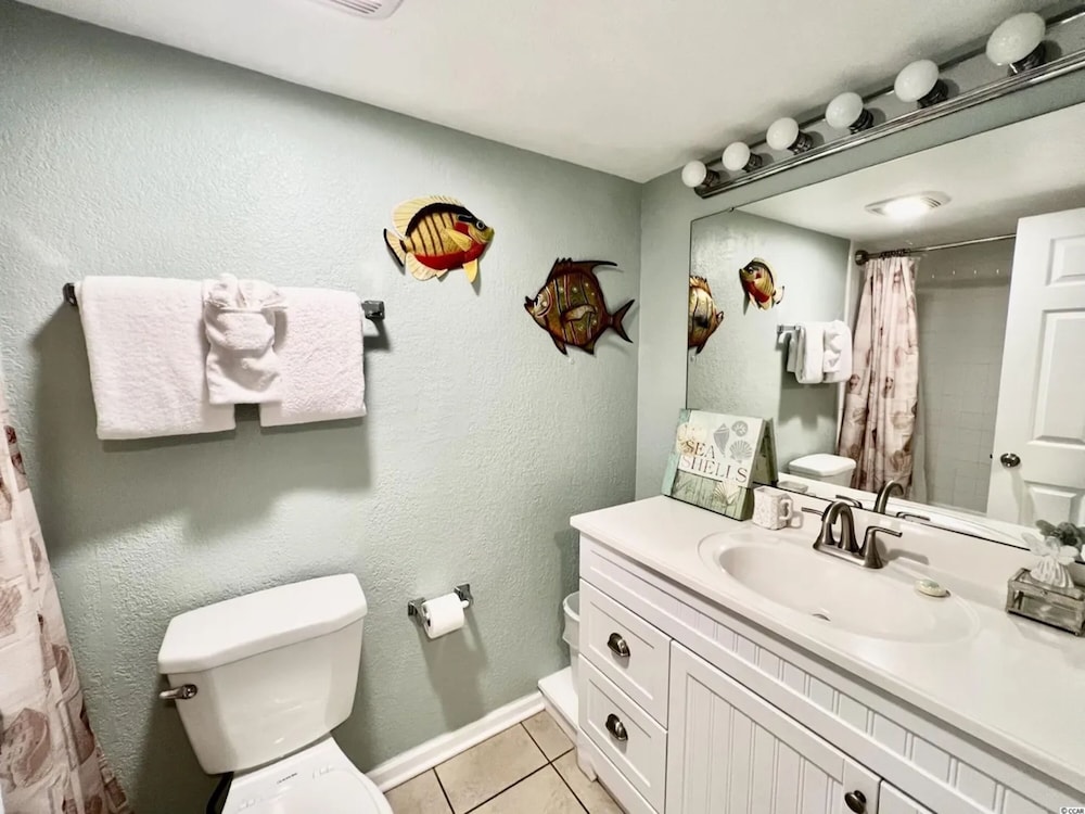 Oceanfront Resort 1BR w Beach View