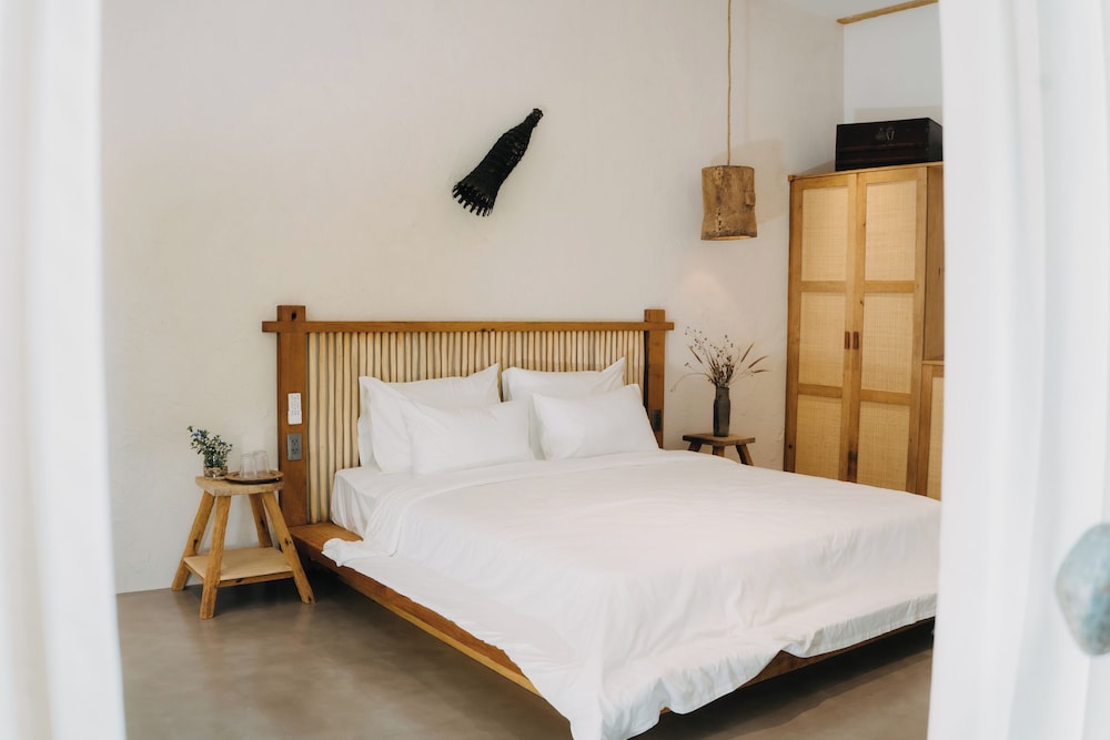 Nong Lam Ecolodge