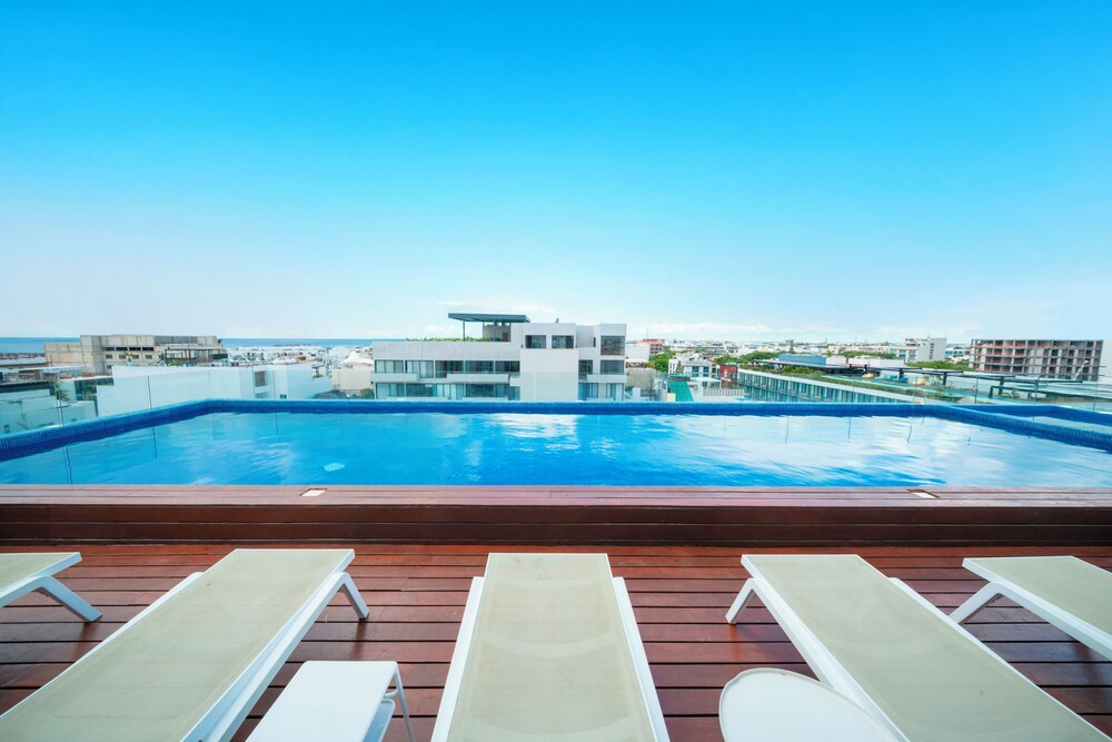 1 Bedroom Pool & Gym - Piedra Azul 605