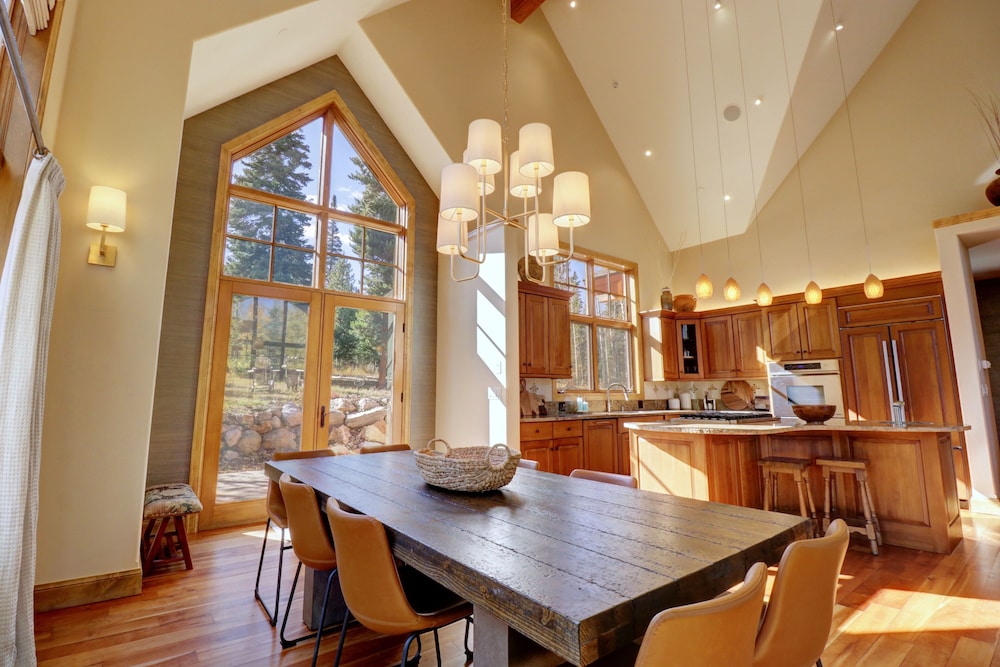 Peakside Escape 178 3 Bedroom Home