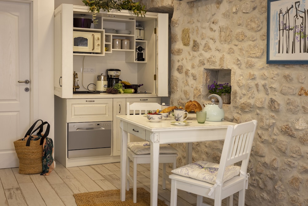 House STAYEVA 11