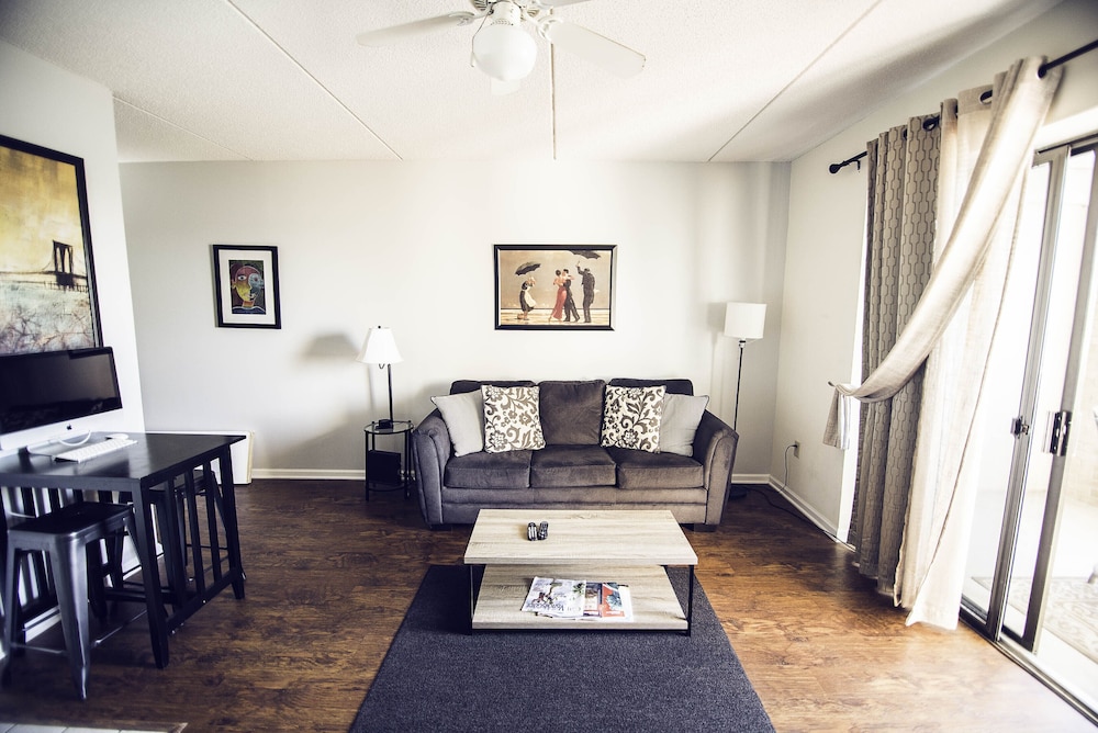 Water Street Retreats