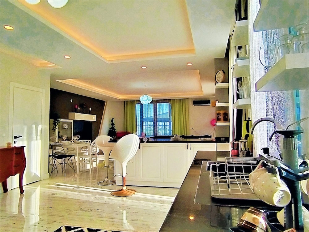 3 Br Apertment in Aksu