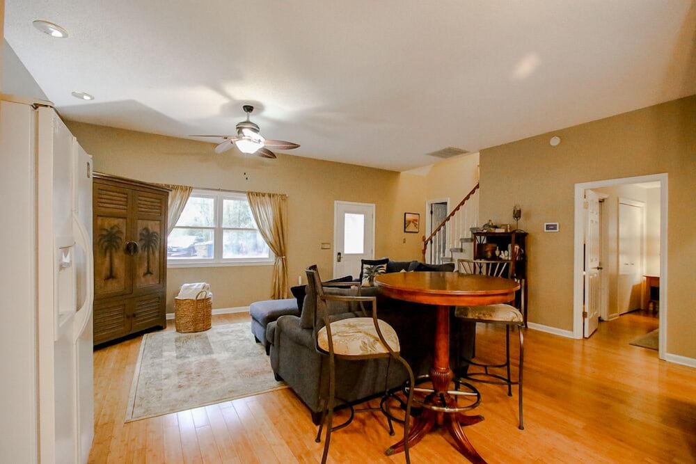 Quiet Coastal Home Savannah Ft Stewart GA