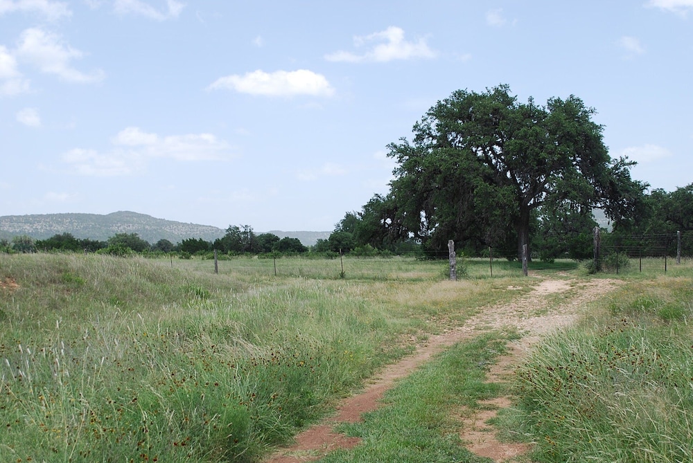 Bluebird Hill And Star Suite 5 Bedroom Home
