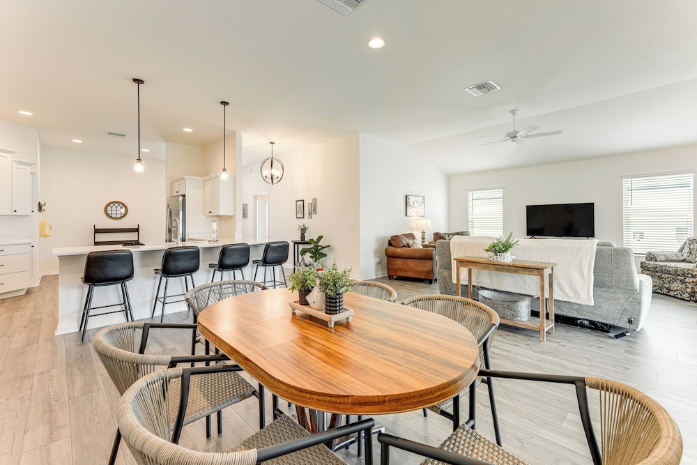 New Designer Home in The Villages: Shady Brook