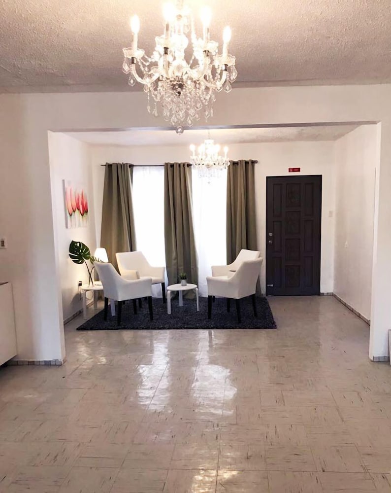 Aibonito Hotel 205
