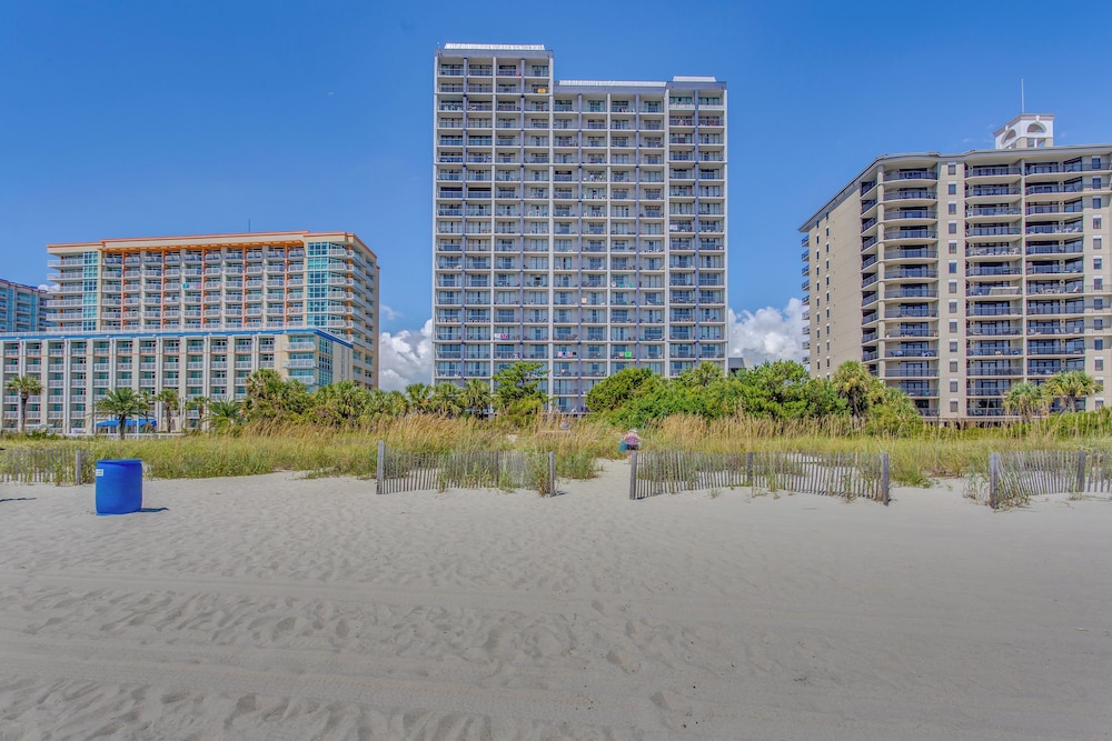 Ocean Access & Resort Perks: Myrtle Beach Condo