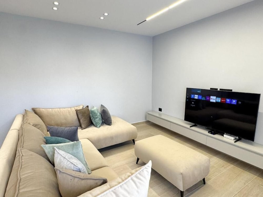 Shkodra Modern Apartment