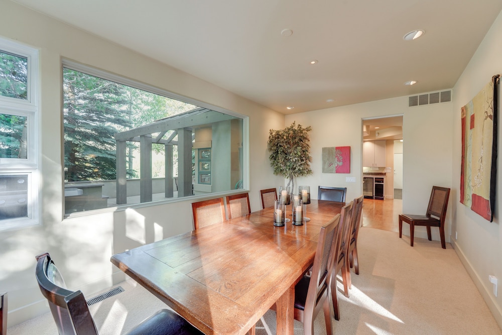 Expansive Sun Valley Home Close to Slopes!