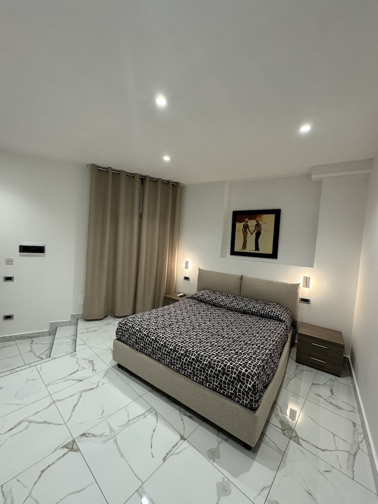 B&B Center City