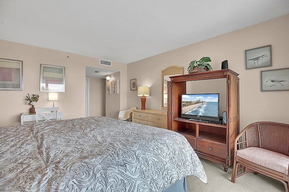 North Hampton 124 2 Bedroom Condo