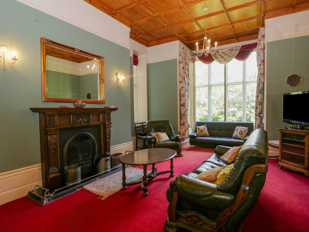 Millwood Manor