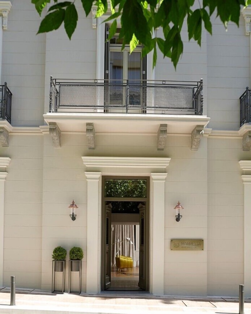 Hotel Marpessa Smart Luxury Hotel - Image 1