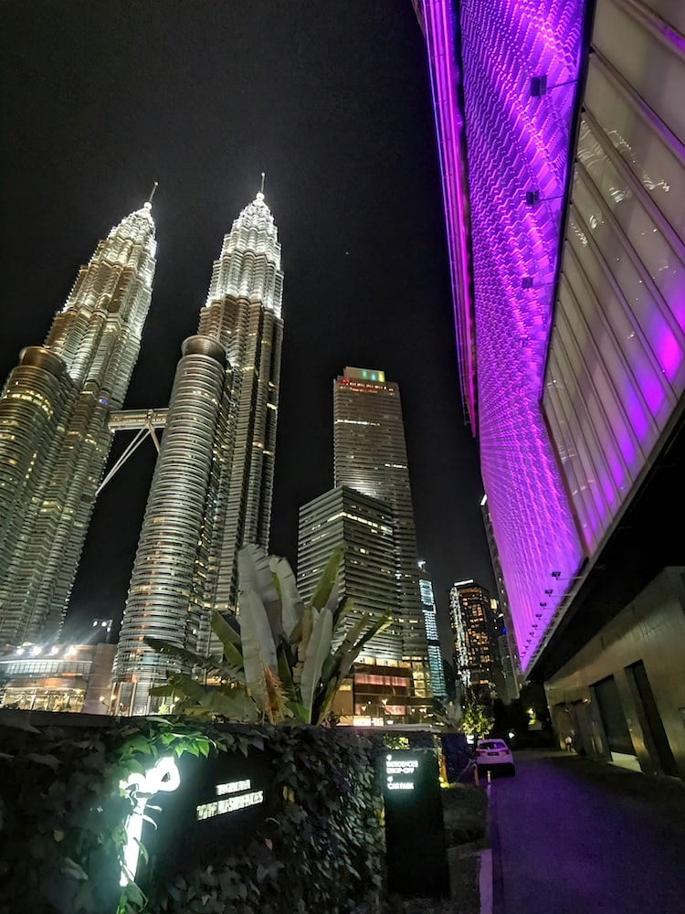 Tropicana The Residences KLCC Skypool