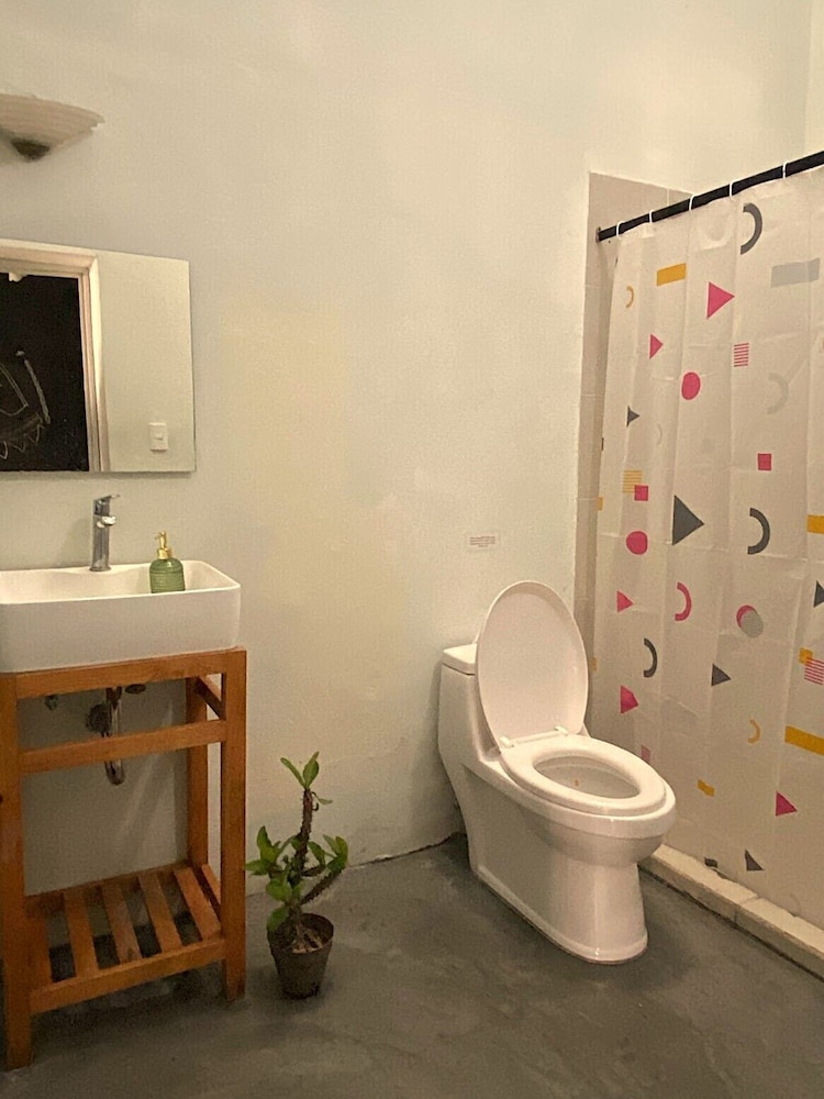 El Pinche Hostal