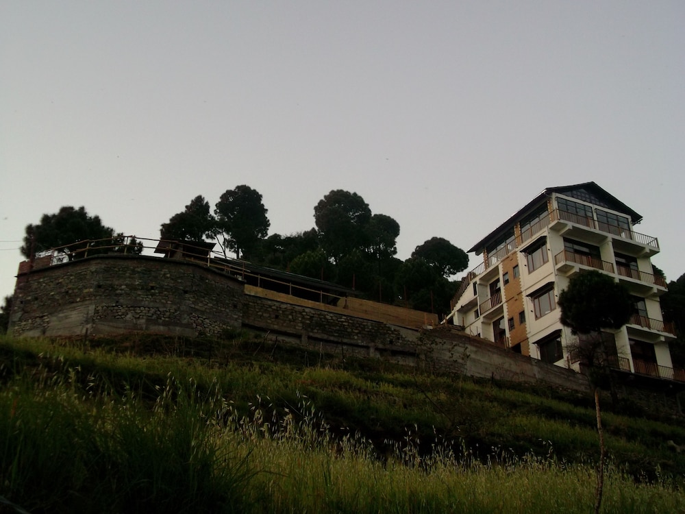 Atithis Resort
