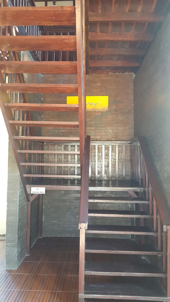 Gili Buana Hostel & Backpackers