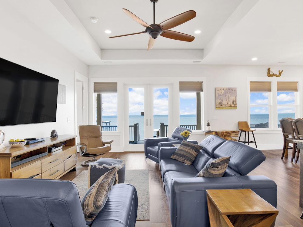 Bay Dream Believer by Southern Vacation Rentals