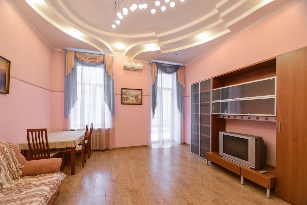 Kiev Accommodation Hotel Service