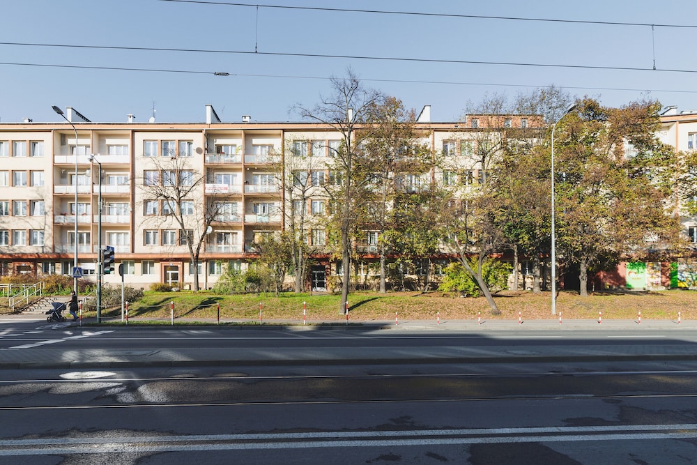 Apartment Mogilska Krakow by Renters view 2
