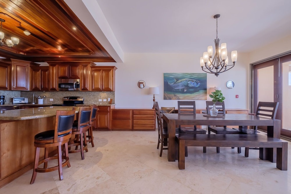 Hol Chan Ocean Front Residences