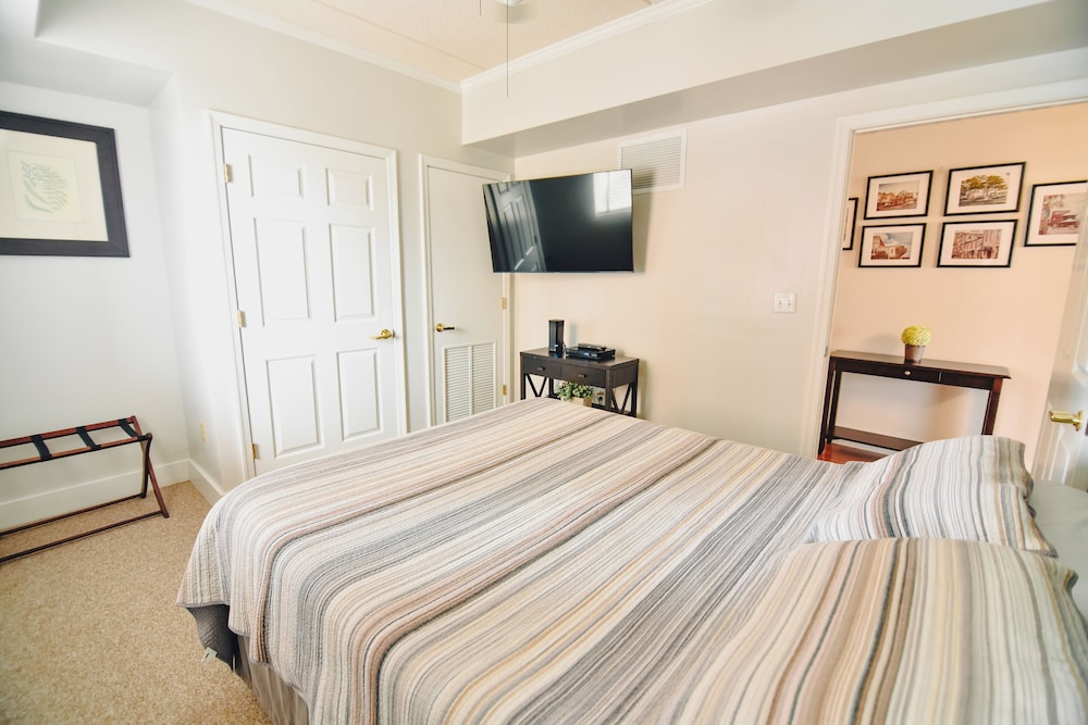 Water Street Retreats