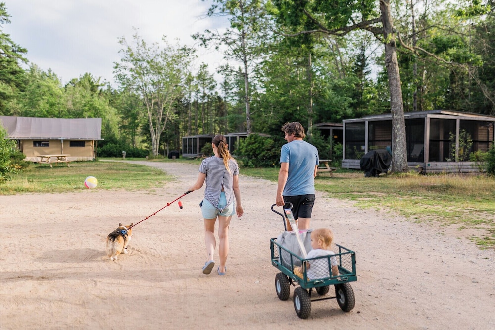 Huttopia Berkshires