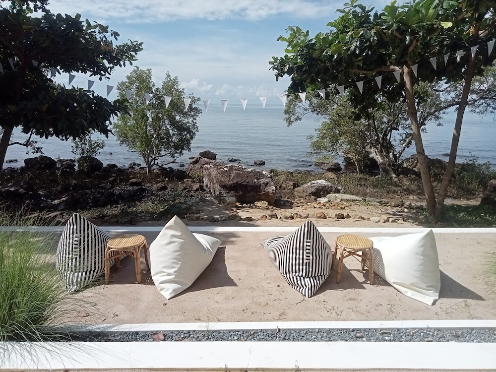Nest Sense Resort