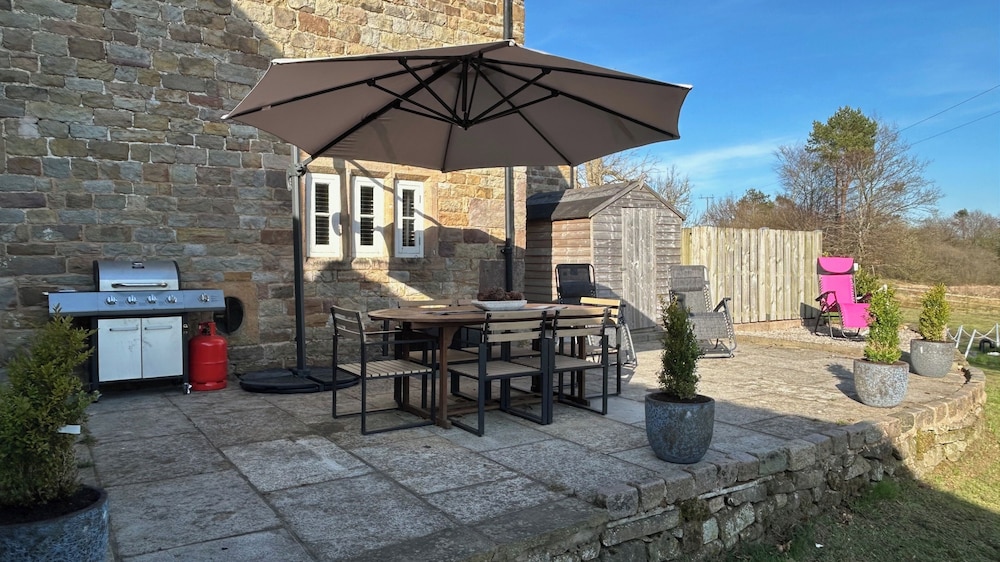 4 Bed Farmhouse Alton Tower Xmas Market Chatsworth