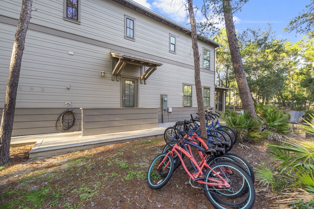 Magnolia Cottages by the Sea by Panhandle Getaways