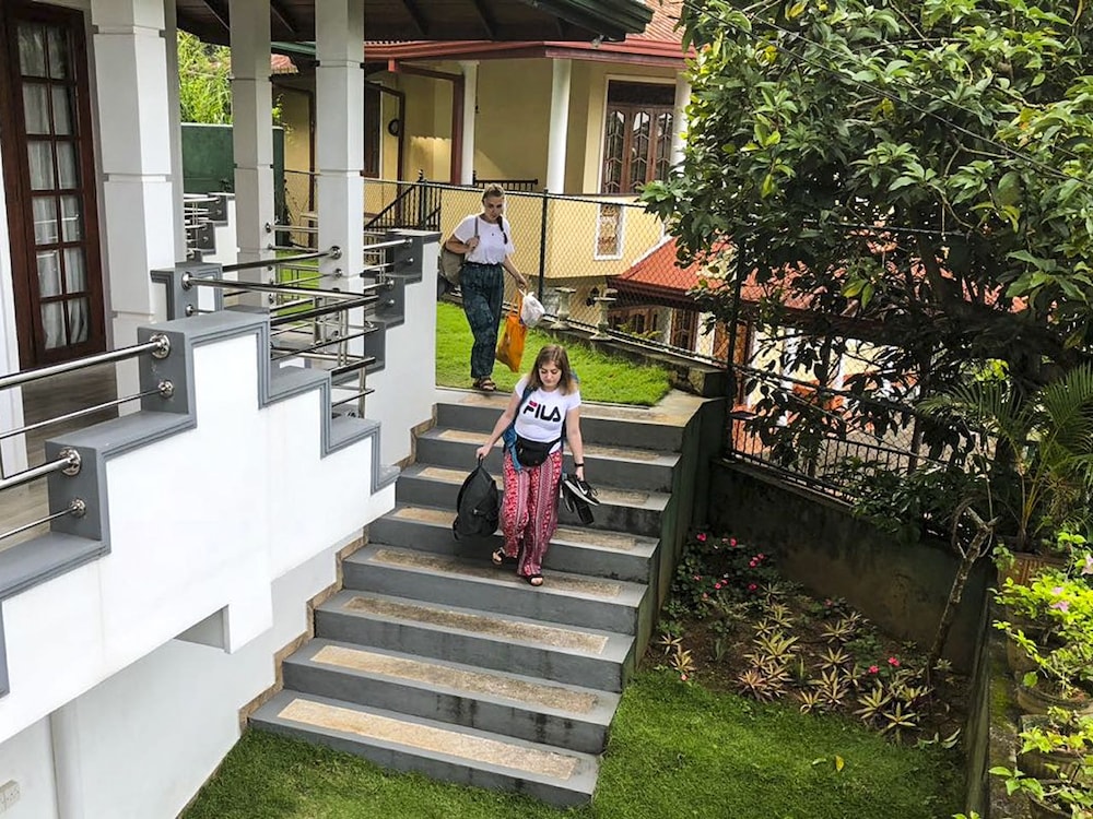 Soha Villa Kandy view 4