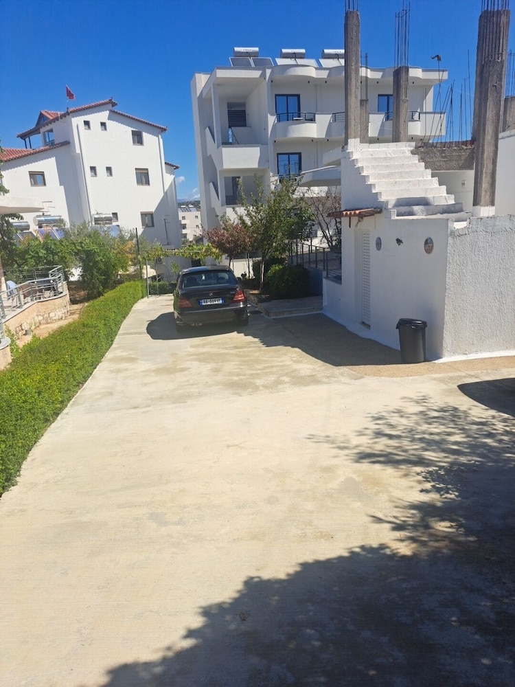 Guest Houses Bledar
