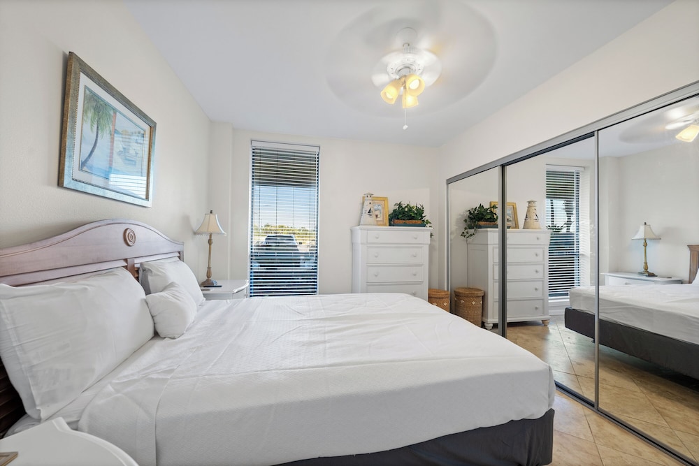 Windward Pointe 104
