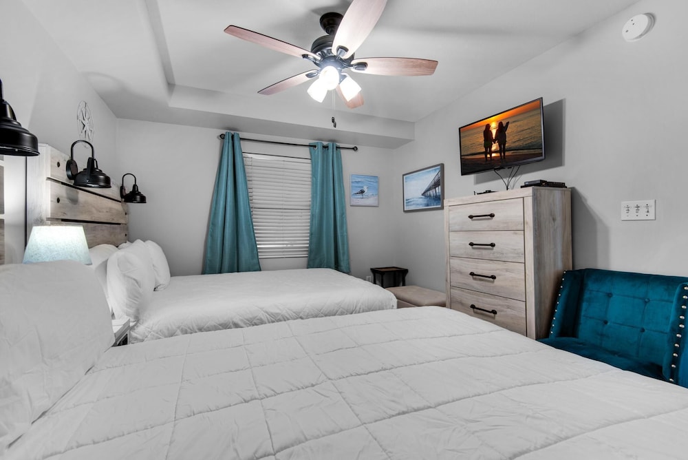 Pelican Isle 512